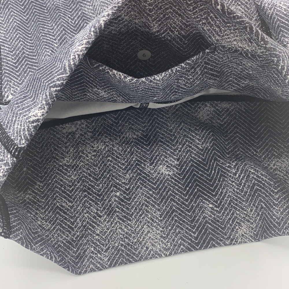 Lululemon Essential Rhythm Crop Legging Diffusion - Picture 10 of 11